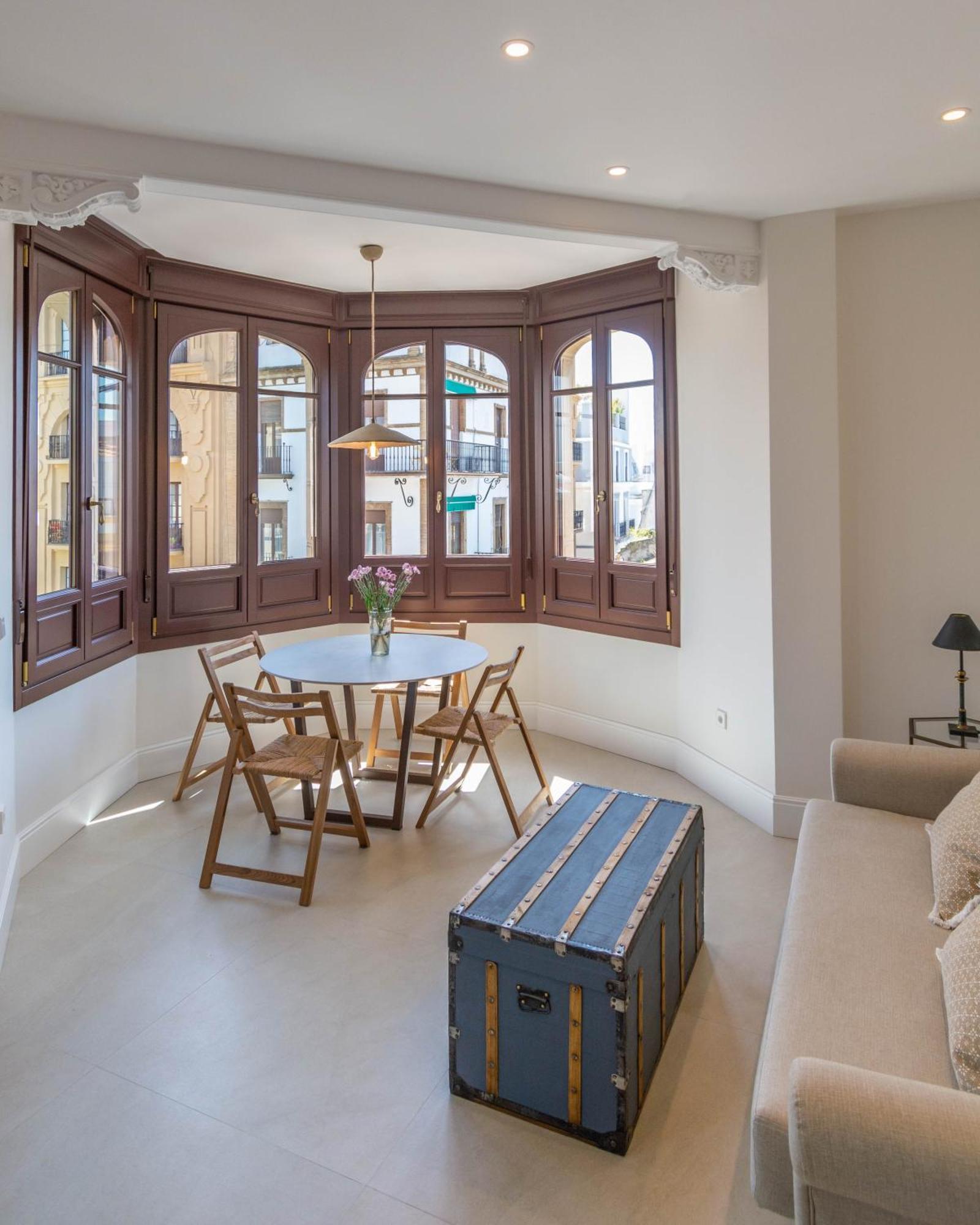 Betis Suites-La Campana Seville Luaran gambar